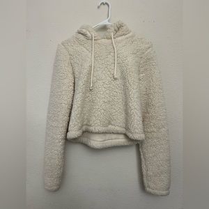 hollister fluffy hoodie